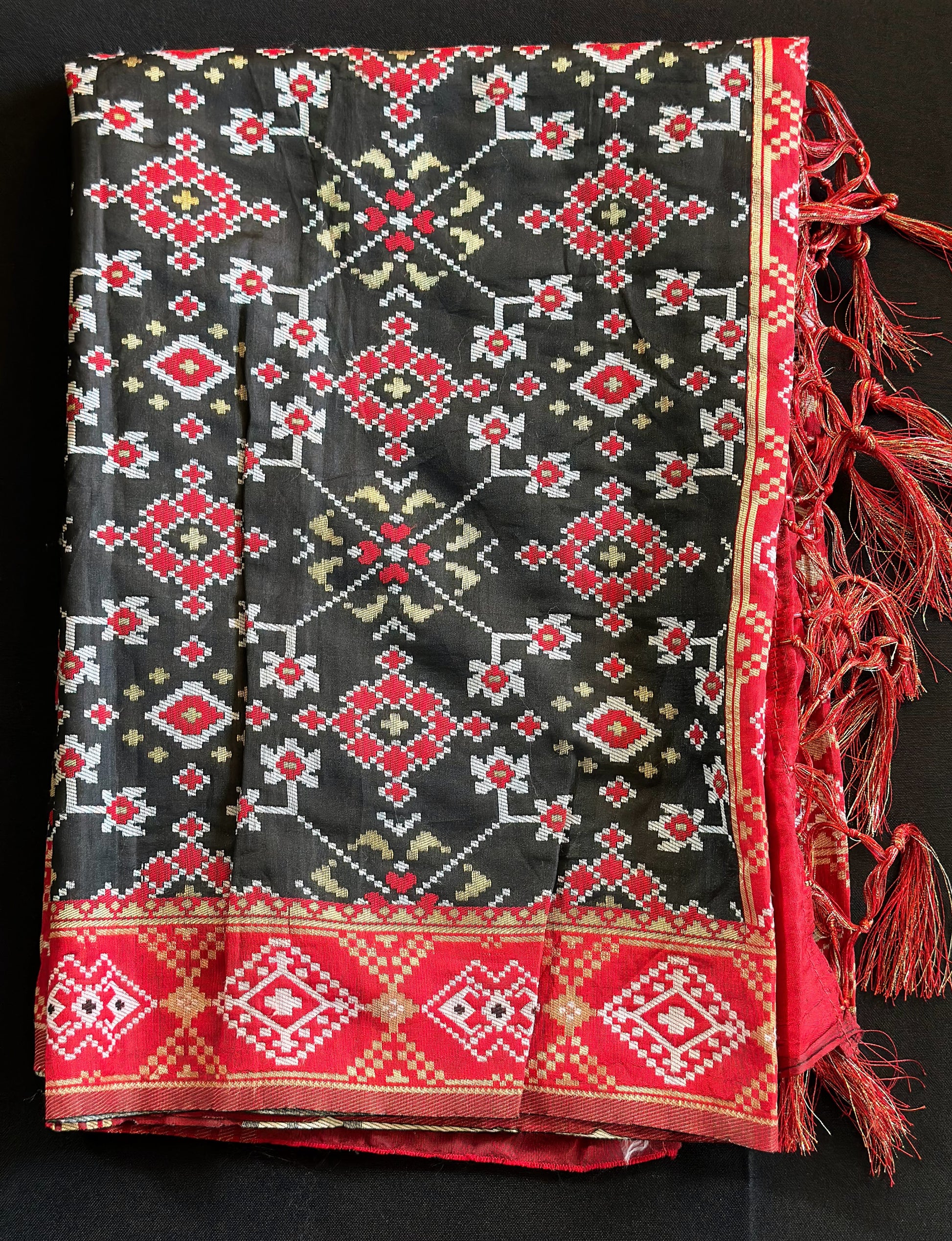 Women Patola Silk Dupatta - Craft Bazaar