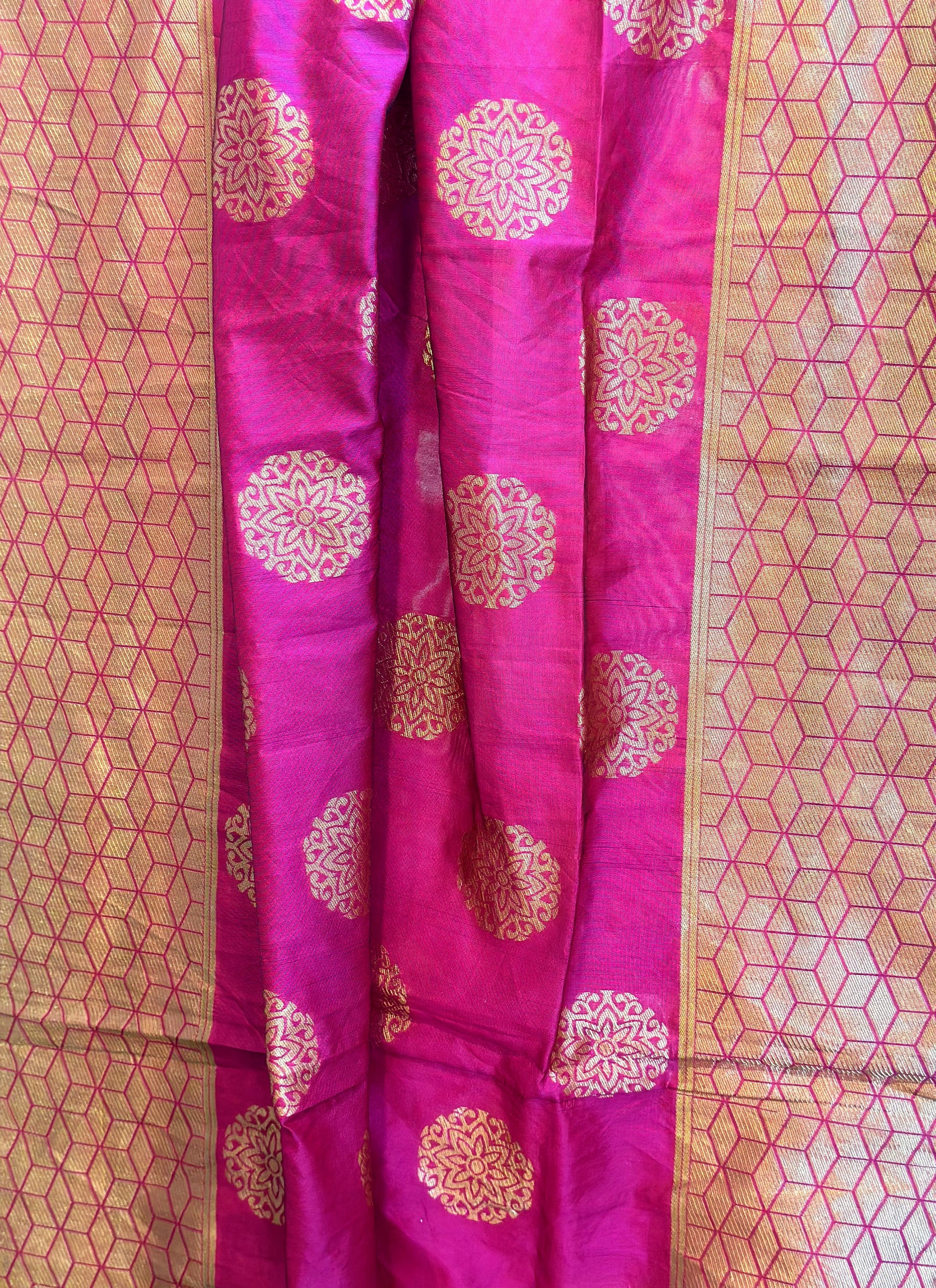 Women Banarasi Silk Dupatta - Craft Bazaar