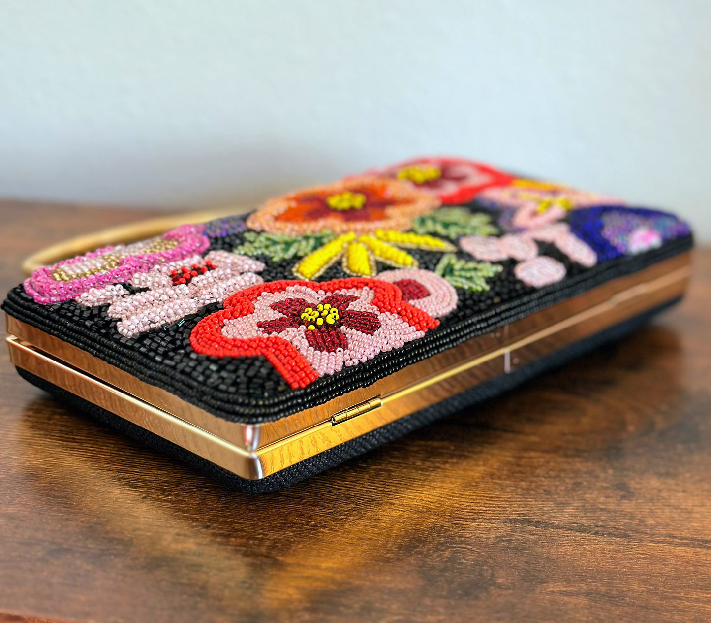 Crossbody-Beaded-Box-Clutch-10