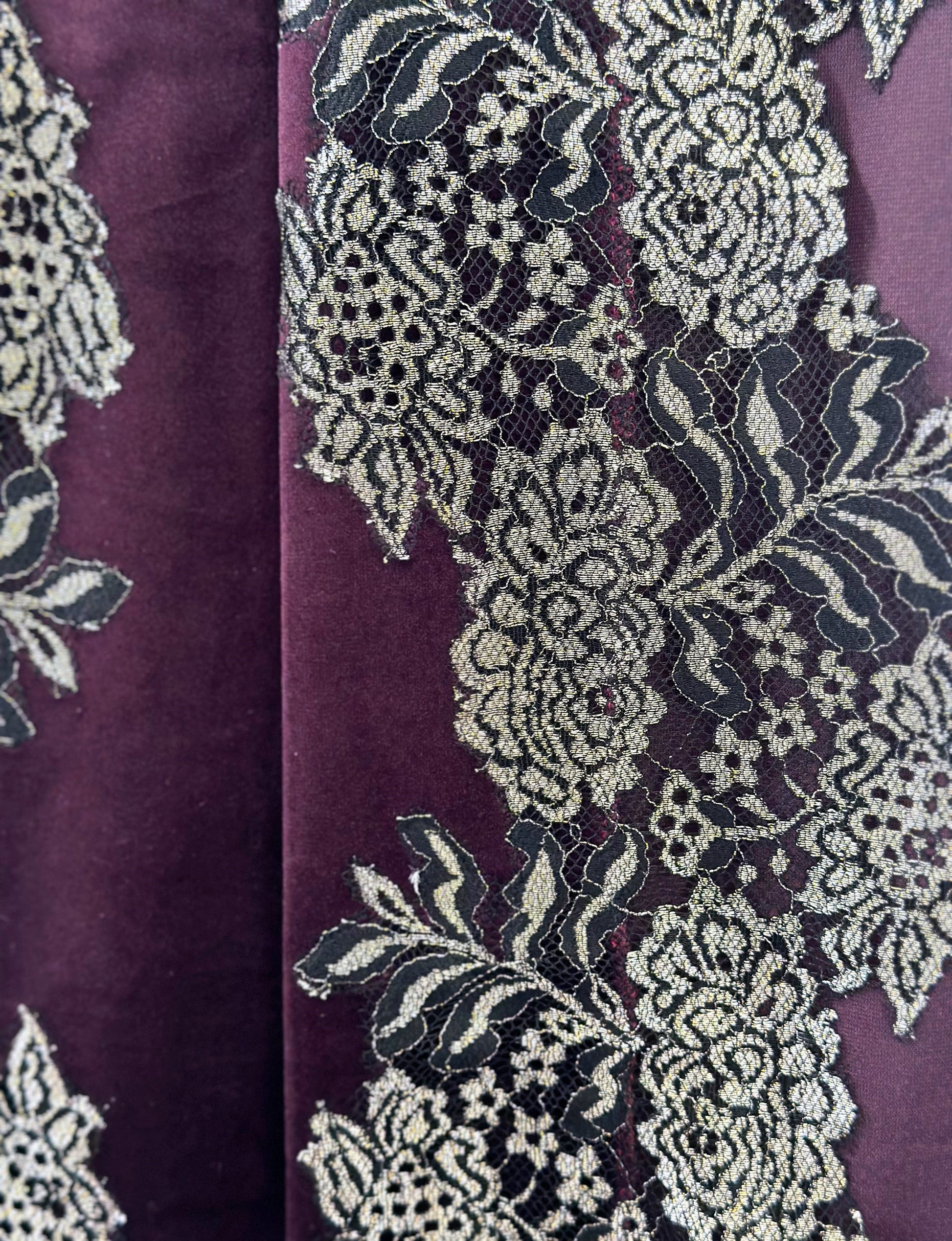 Luxurious Lace Velvet Shawl [Burgundy] - Craft Bazaar