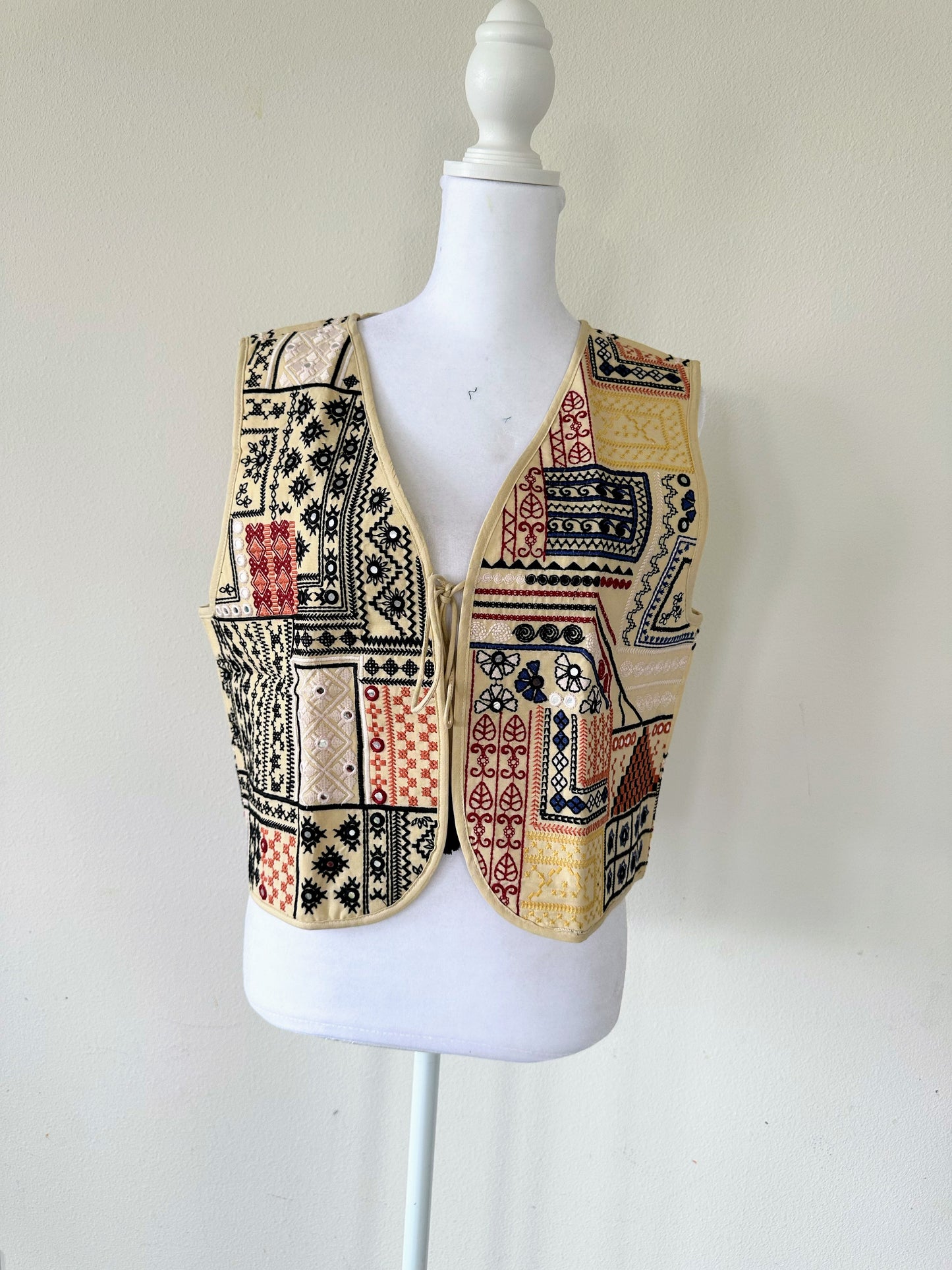 Cotton Indian Ethnic Garba Dandiya Sleeveless Jacket