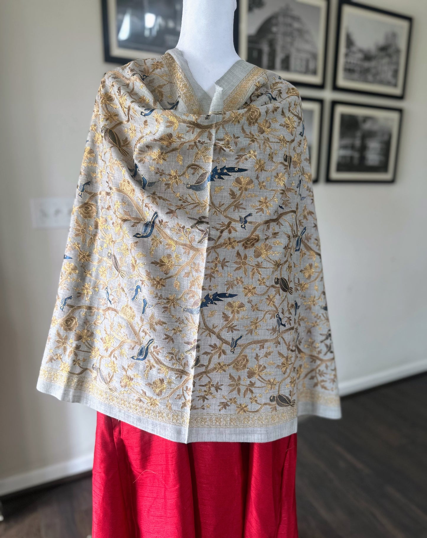 Luxury Pashmina Indian Wedding Scarf, Ethical Gift, Warm Winter Stole | Gray Scarf