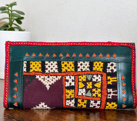 Kutch-Embroidered-Clutch-Wallet-1
