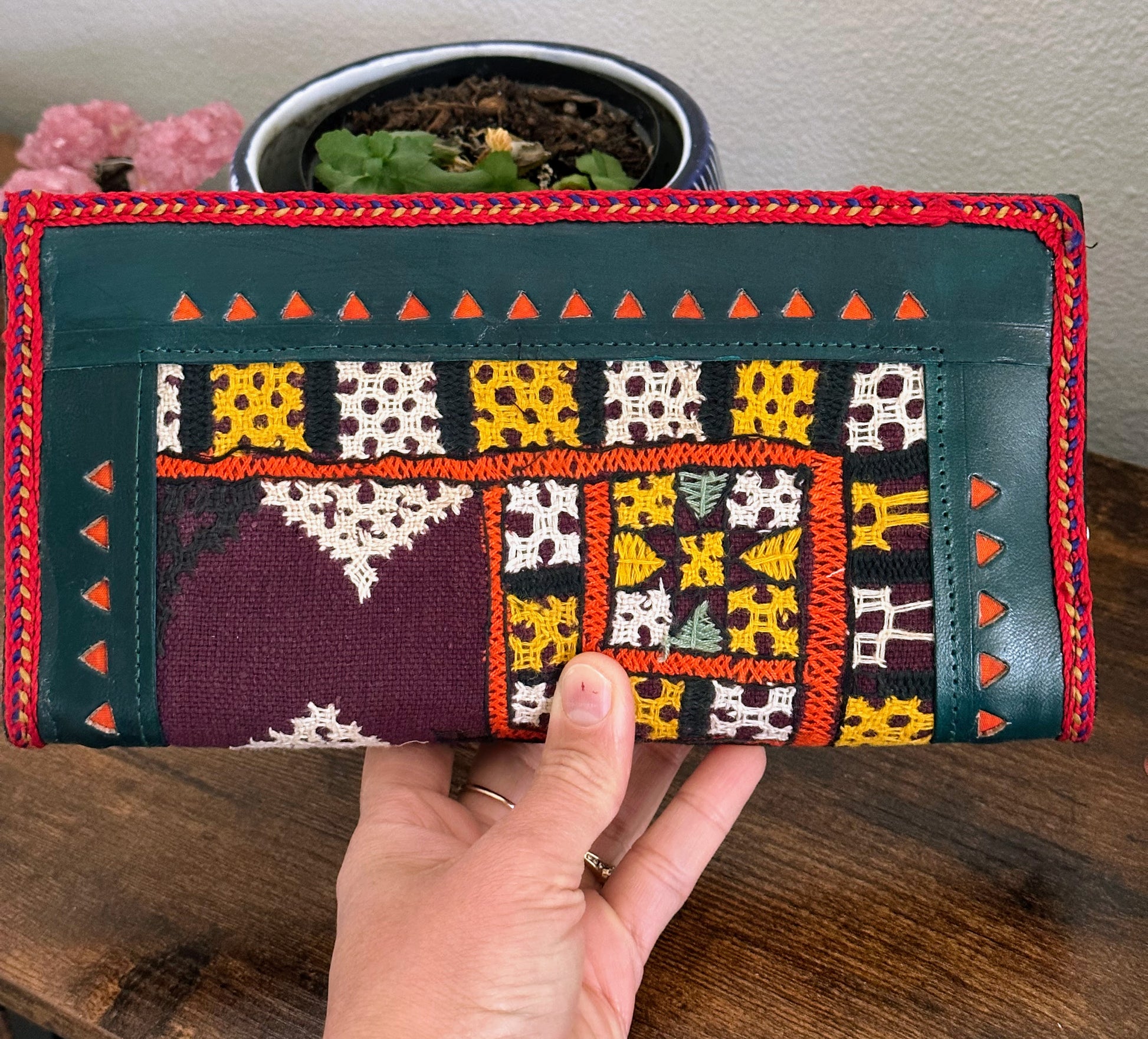 Kutch-Embroidered-Clutch-Wallet-3