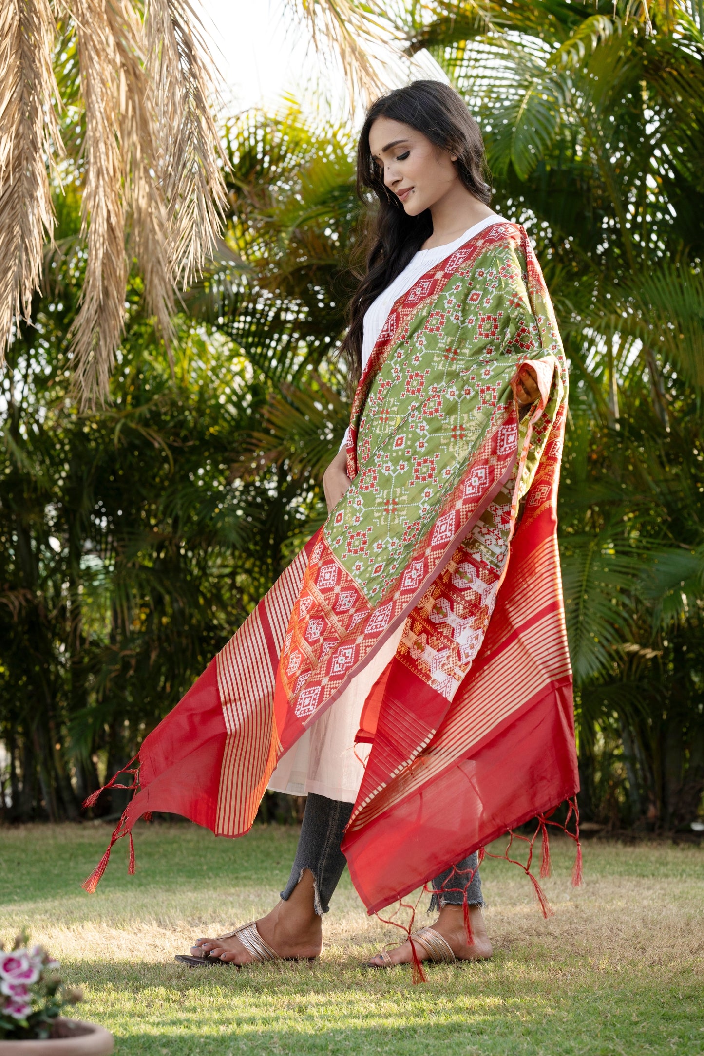 Traditional Silk Patola Dupatta [Green & Red]