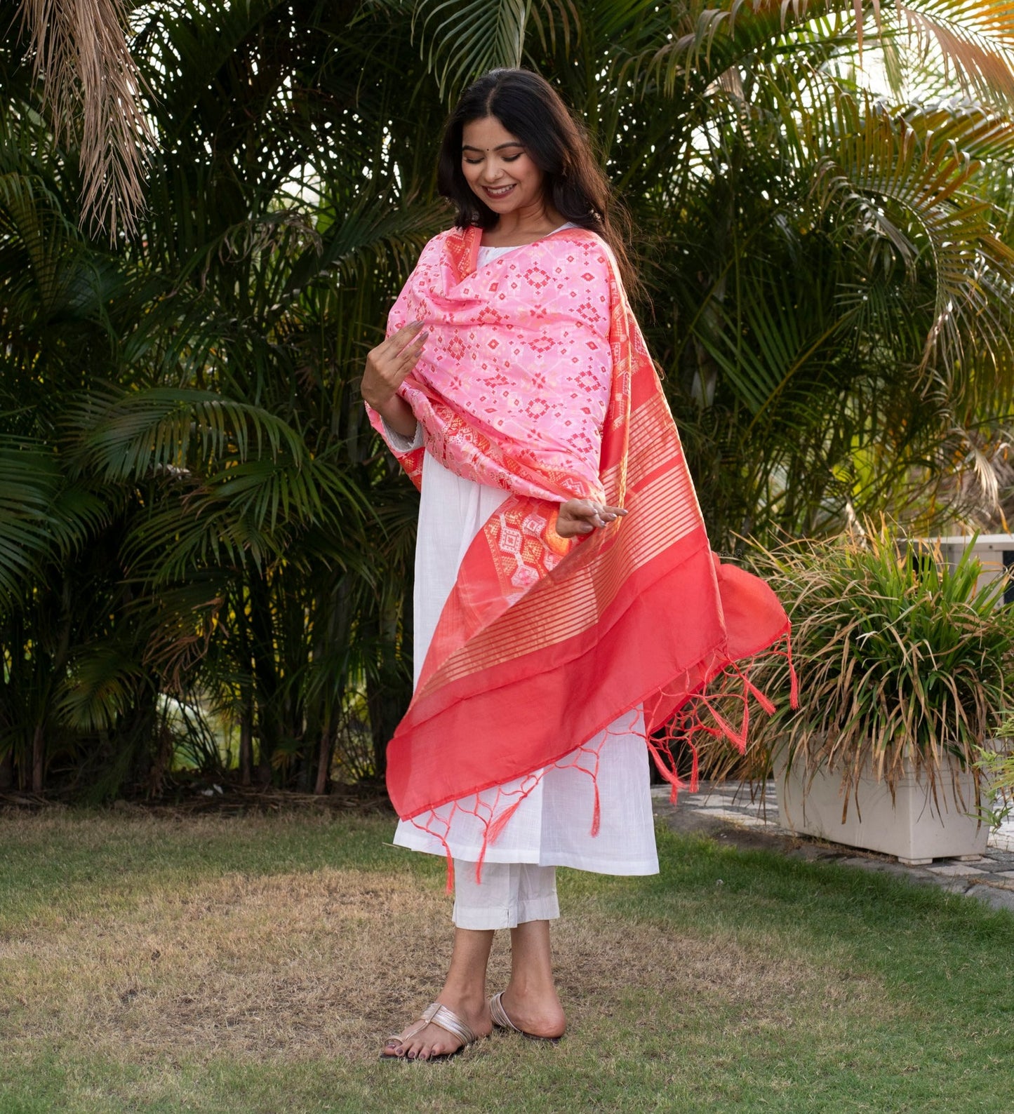 Traditional Silk Patola Dupatta [Pink & Red]