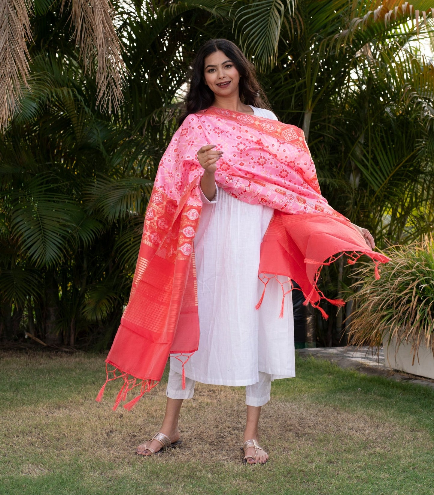 Traditional Silk Patola Dupatta [Pink & Red]