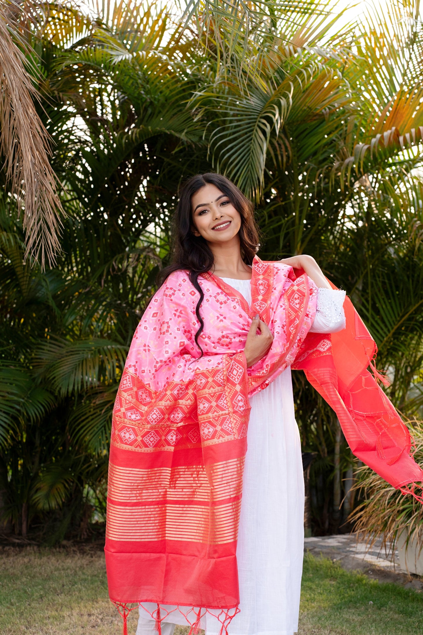 Traditional Silk Patola Dupatta [Pink & Red]