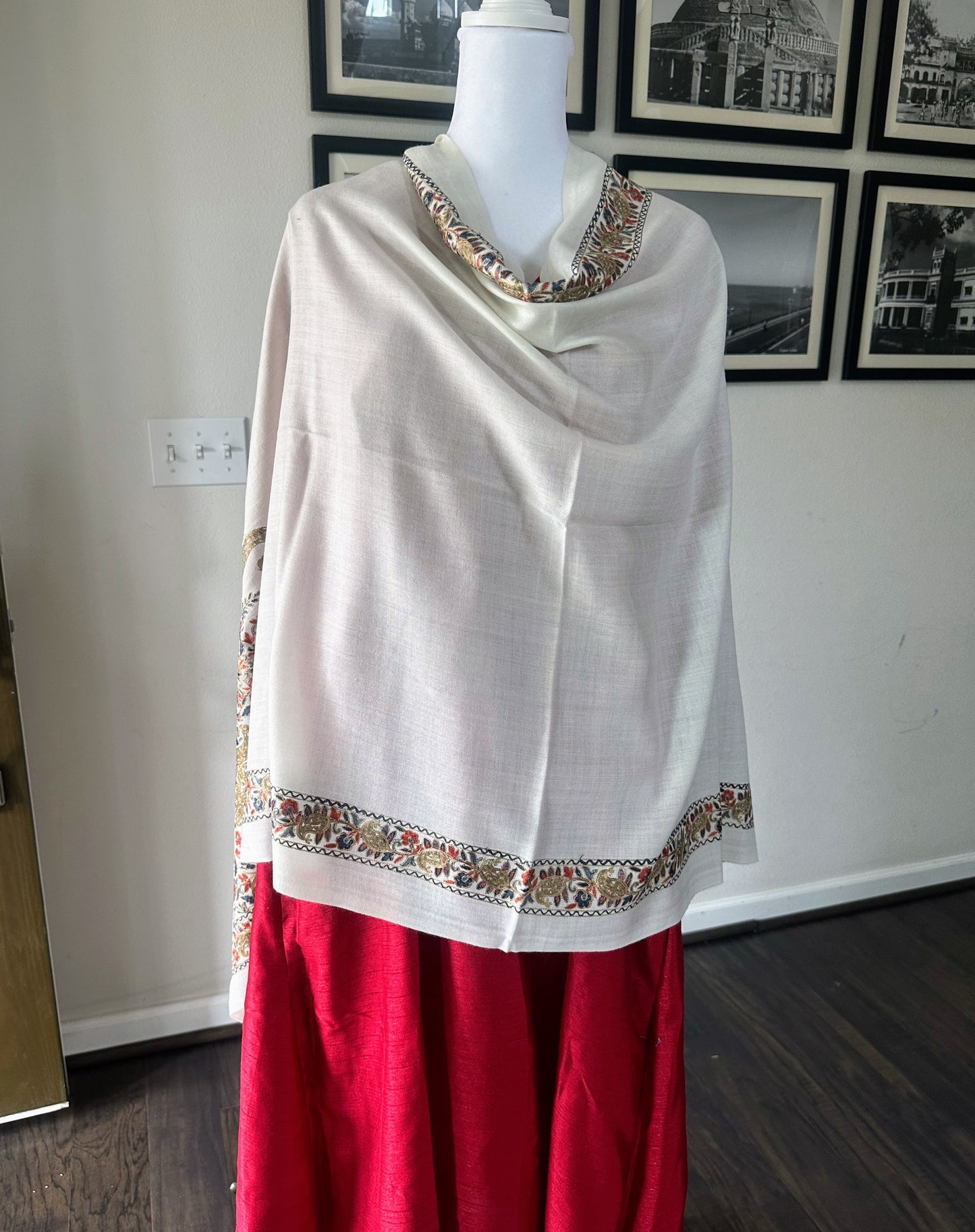 Luxury Pashmina Indian Wedding Scarf, Warm Winter Stole | Off-white Scarf