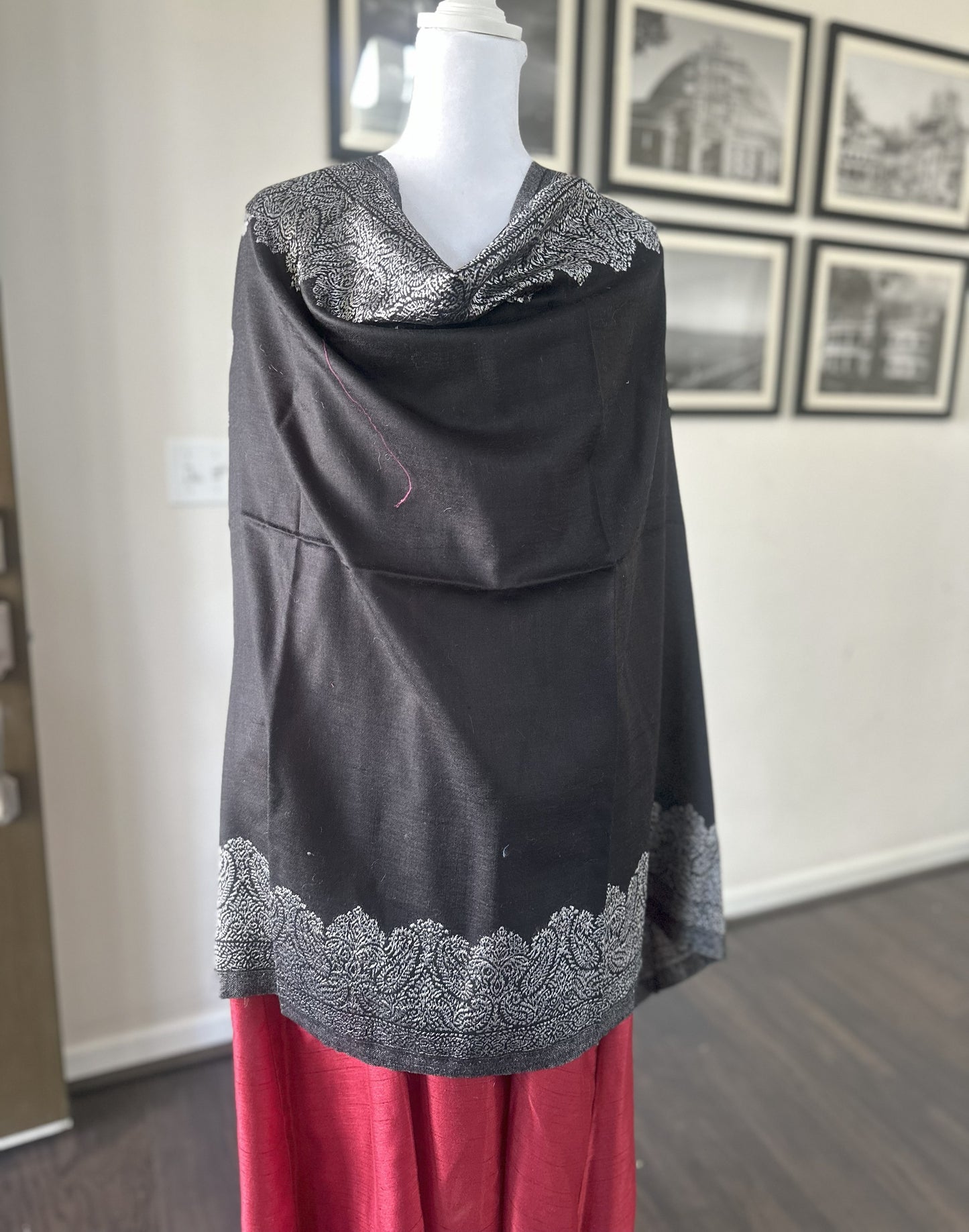 Pashmina Wool Black Scarf For Women and Men With Zari Border, Finest Quality Kashmiri Shawl