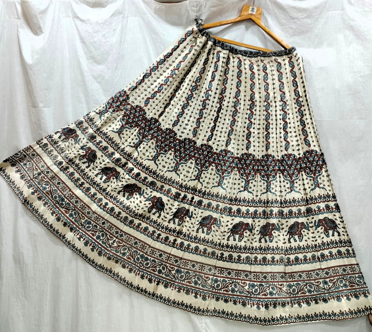 Indian Silk Lehenga Skirt With Natural Kali